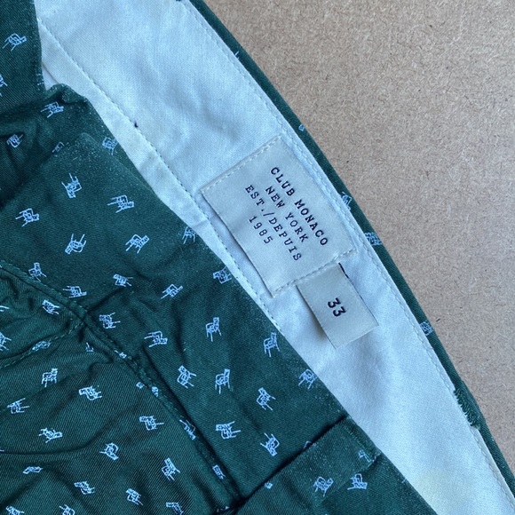 Club Monaco, 33 shorts - chair pattern - Picture 3 of 3